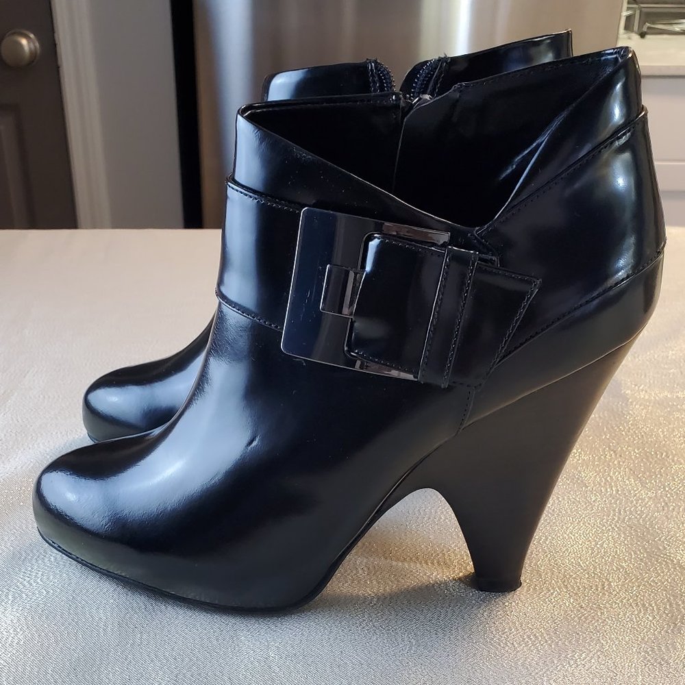 SOLD Black Vince Camuto Booties